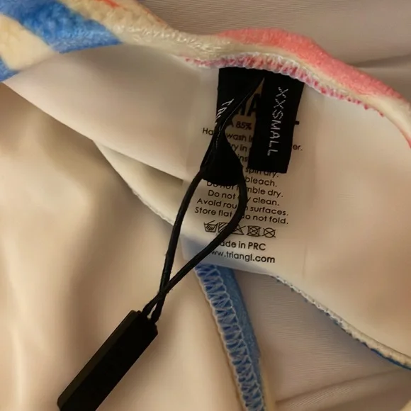 Triangl Melrose Grande Top- NEW - Picture 6 of 6